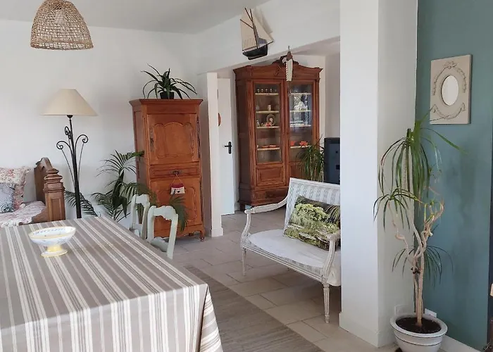 Fauvette17 Vakantiehuis *